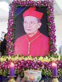 Thánh Lễ an táng Đức Cha Nicôla Huỳnh Văn Nghi